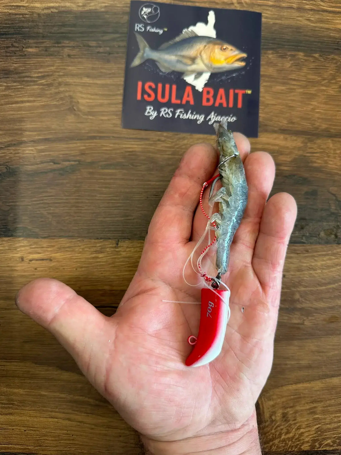 Tenya et Madai : deux techniques redoutables pour déclencher les poissons méfiants en Méditerranée avec un leurre.